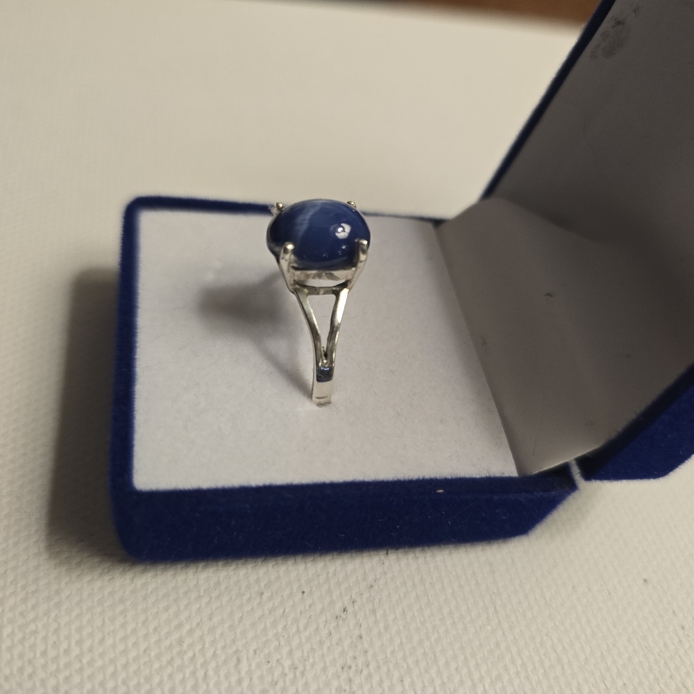 COSTUME JEWLERY Glamorous Lab Made Blue Star Sapphire On Silver Band Size 8.25 - Picture 10 of 13